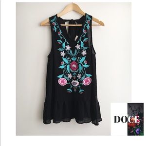 ENTRO Embroidered Black Ruffled Tank w/ Bow-Tie